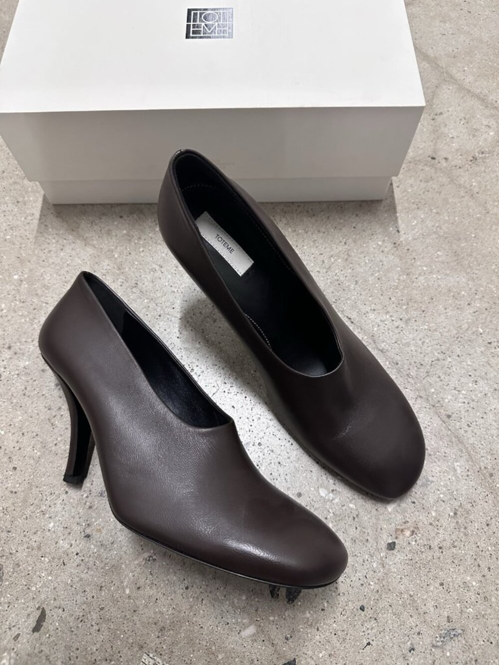 Toteme Contour Nappa Pump Heels Bark Brown - Picture 5 of 8